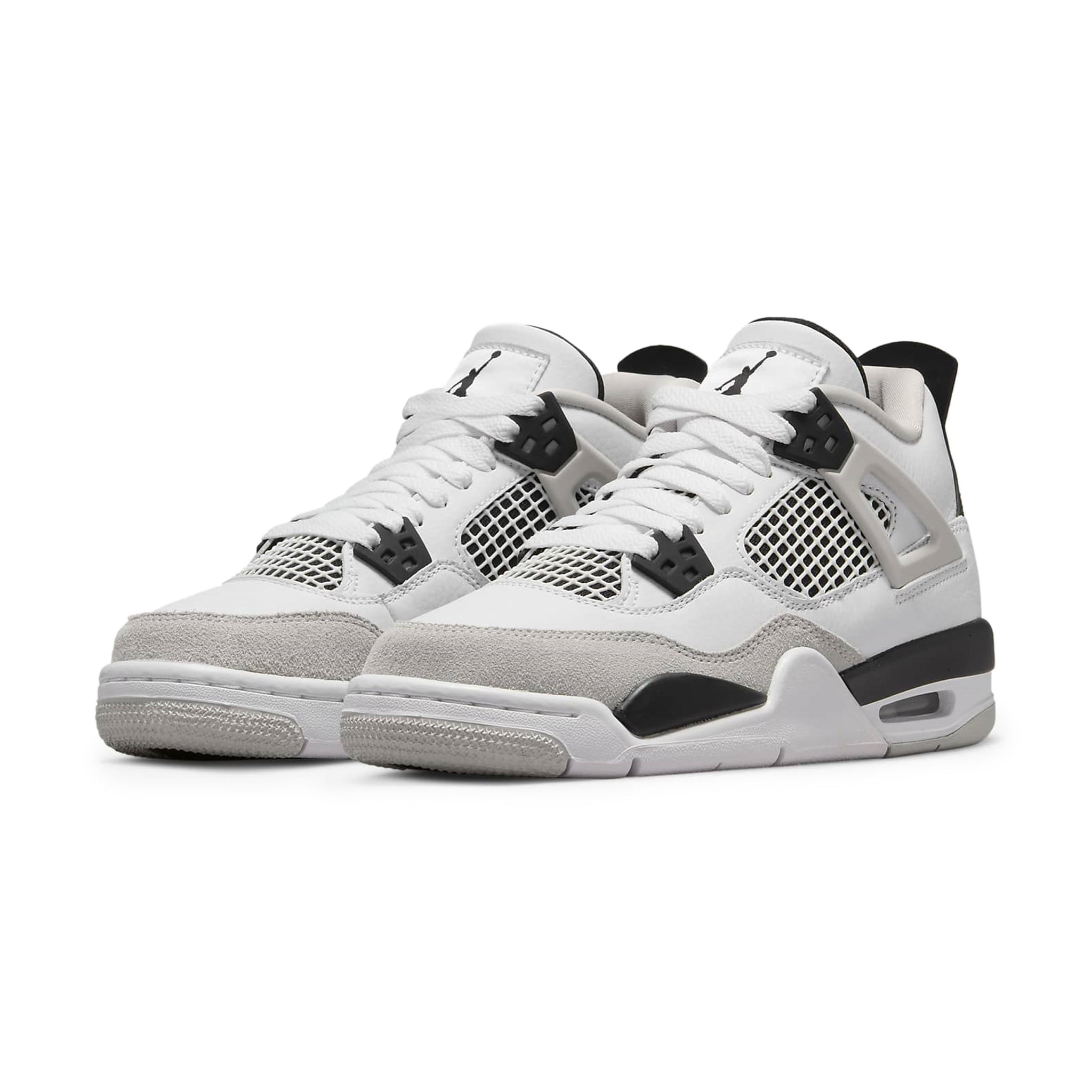 Front side view of Air Jordan 4 Retro Military Black (GS) 408452-111